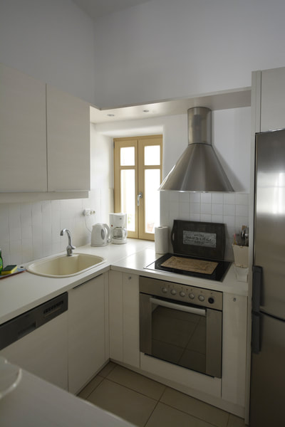 Spacious and fully equipped kitchen. 